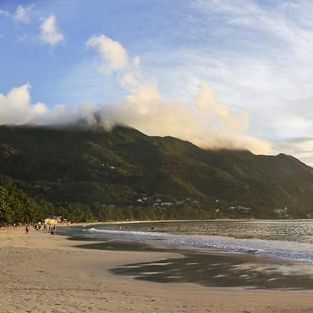 Vicky'S Holiday Apartment Beau Vallon  Exteriör bild